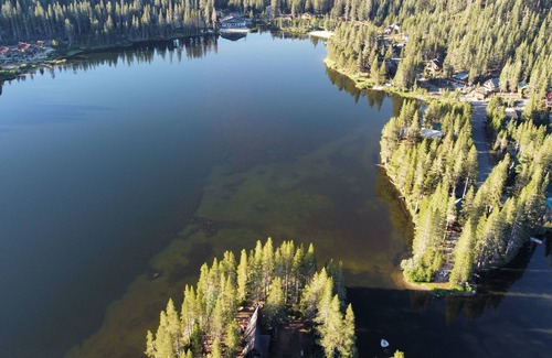 Serene Lakes Cabin | Waterfront Serenity -- One of a Kind Serene Lakes Cabin