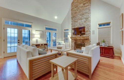 Sherrills Ford House | Waterfront Sherrills Ford Home with Pool and Boat Dock