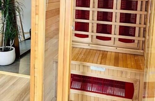 Cleveland Cabin | Waterfront* Spa *Sauna
