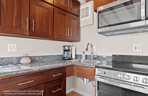 Gig Harbor Apartment | Waterfront Studio Apartment. Perfect for work or play.