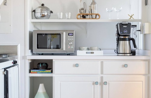 Glen Arbor Apartment | Waterfront Studio, newly renovated, A Cool Studio, Glen Arbor M22 Crystal River
