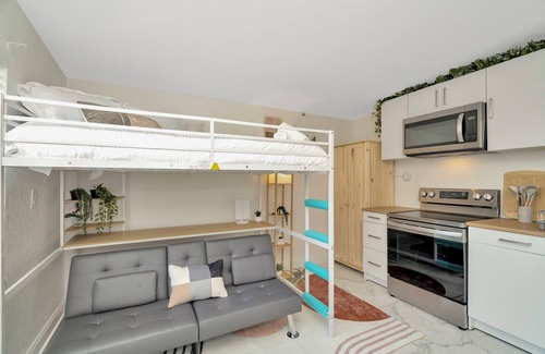 Riverview House | Waterfront Studio with Dock and Free Kayaks