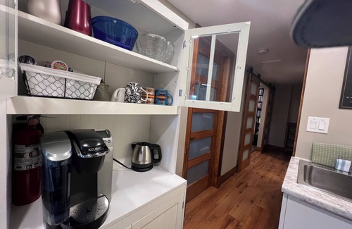 Gores Landing Apartment | Waterfront Suite with Year Round Outdoor Sauna