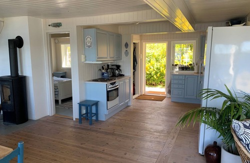 Arendal House | Waterfront summerhouse 5 bedrooms, beach