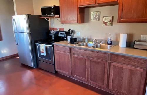 St. Joseph Cabin | Waterfront Sunset Cabin w/Patio & Firepit- 2 bdrm