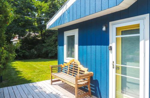 Suttons Bay House | Waterfront Suttons Bay Cottage with Fire Pit!