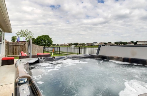 Rosenberg House | Waterfront Texas Vacation Rental - Private Hot Tub
