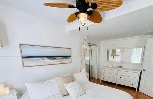Weedon Ski Chalet | Waterfront- The Happiness Retreat