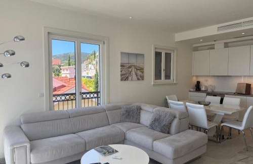 Radovici Apartment | Waterfront Three Bedroom Apartment - Lustica Marina Village