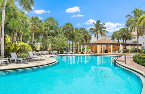 Tierra Verde House | WATERFRONT TOWNHOME WITH BOAT SLIP, ELEVATOR, & POOL! PET FRIENDLY!