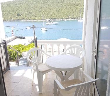 Bigovo Apartment | Waterfront Townhouse Sunset View with garage