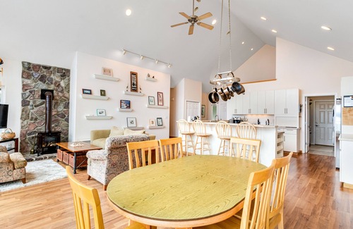 Greenbank House | Waterfront Upper-Level Getaway with Views, Firepit & Pool Table