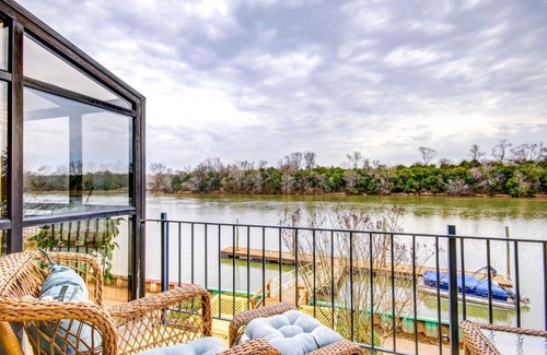 Augusta House | Waterfront Vacation Rental on Savannah River!
