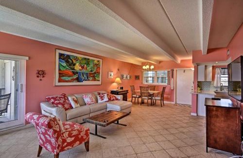 Central Beach Apartment | Waterfront Vero Beach Condo with Ocean-View Balcony