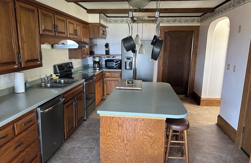 Menominee House | Waterfront View Lake Michigan - Available Dates for late Summer & Fall Y'all