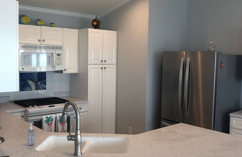 Marshallberg Cottage | Waterfront! View of Cape Lookout!