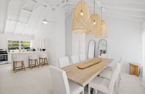 George Town Villa | Waterfront villa,10 min from Georgetown,10 ppl