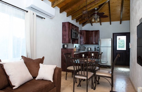 Bottle Creek Villa | Waterfront Villa 3 bedroom main house &1 bed guesthouse with compact rental car