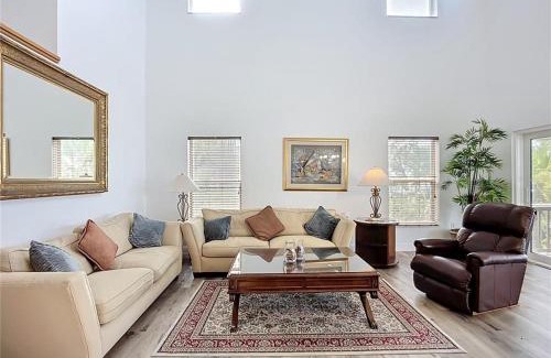 Bayshore Gardens House | Waterfront Villa 3BD 2BA Townhome Side A Bring your Boat