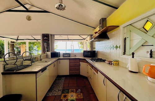 Saint-Pierre Villa | Waterfront villa, sea side.