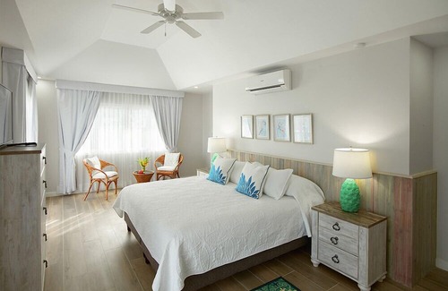 Tower Isle Villa | WATERFRONT VILLAS! WEDDINGS! FAMILY REUNIONS, JAMAICA,Coral Cay - Ocho Rios 4BR