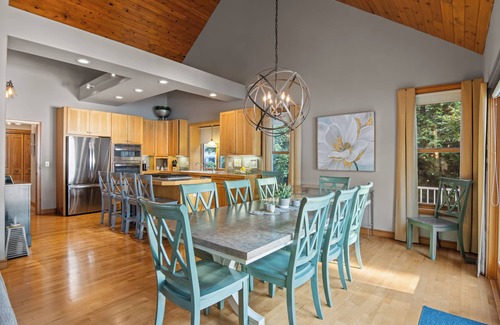 Traverse City House | Waterfront w/sandy bottom swimming in Traverse City, Multi-week, A/C, dog ok