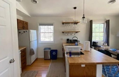 Luray House | Waterfront, Walk to River, Fast Wifi, Fireplace