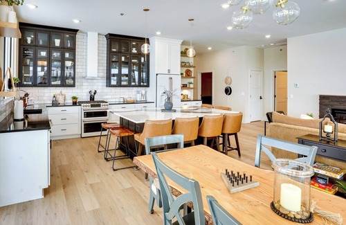 Watertown Condo | Waterfront Watertown Condo w/Patio & Pool Access!