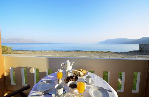 Nopigia Apartment | Waterfront with Extraordinary View, Thetis
