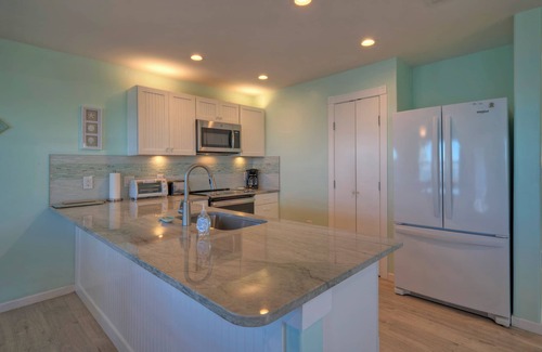 Rockport House | Waterfront with pier, great fishing and sunsets on Copano Bay in Rockport, Texas