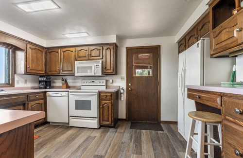 Sturgeon Bay Cabin | Waterfront with private sandy Beach- on 2 Acres! Dog Friendly with fence!