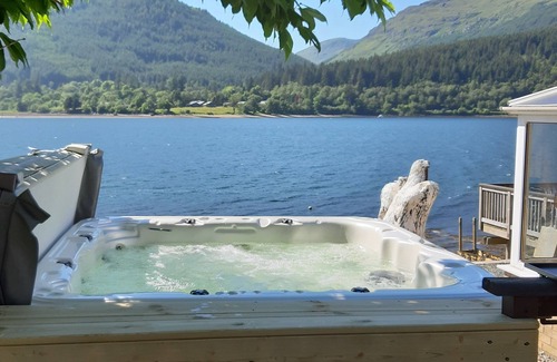 Arrochar House | Waterfront with Private Hot Tub, Kayaks and Paddleboards free for guests use !