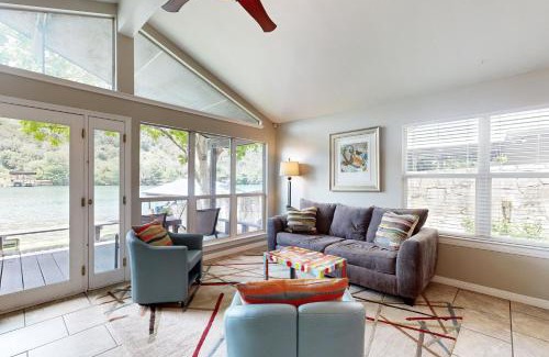 Saratoga Point House | Waterfront Wonder