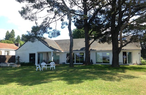 Quimiac House | WATERFRONT WOODEN VILLA - QUIMIAC