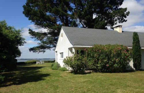 Quimiac House | WATERFRONT WOODEN VILLA - QUIMIAC