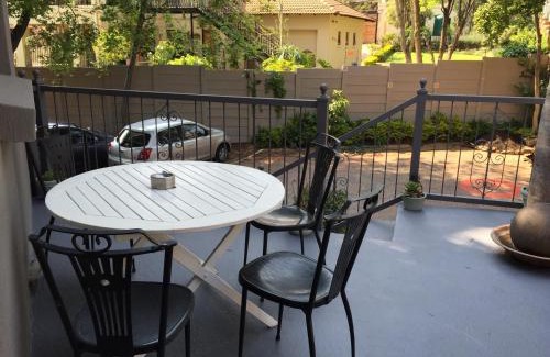 Pretoria Apartment | Waterhouse Guest Lodge - Indus Street