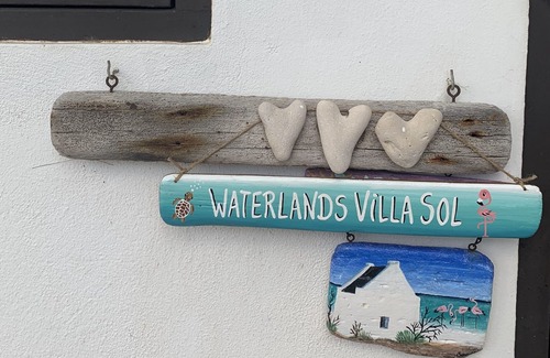 Kralendijk Cottage | Waterlands Villa Sol - Near Kralendijk on gated community