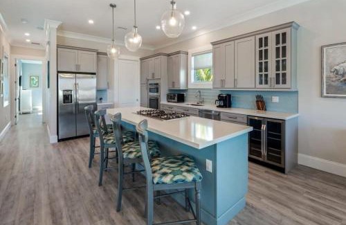 Key West House | Waterlane House -Pool & Boat Dock