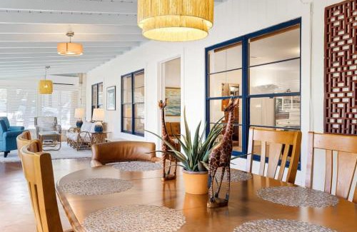 Wimberley House | Waterlily Creekside Getaway