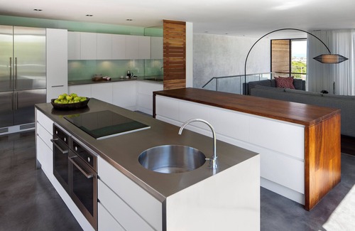 Pinelands Villa | Waterline - A modern and minimalist 4 bedroom designed with comfort in mind
