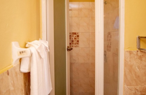 Black River Hotel | Waterloo Guest House