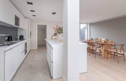 Quartier du Sablon - Zavelwijk Apartment | Waterloo IV - Two Bedroom Apartment, Sleeps 6