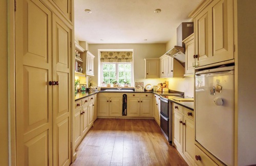 Ozleworth Cottage | WATERLOO MILL COTTAGE, family friendly in Wotton-Under-Edge
