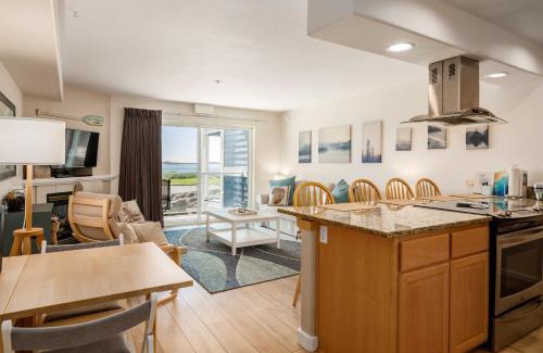 Lincoln City House | Waters Edge 103
