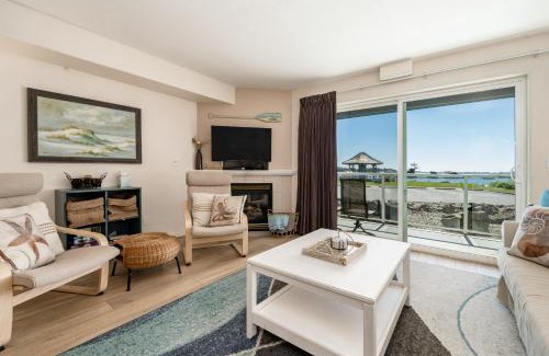 Lincoln City House | Waters Edge 103