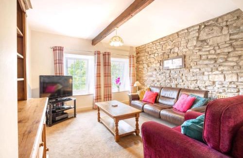 West Burton House | Waters Edge Apartment The Mill