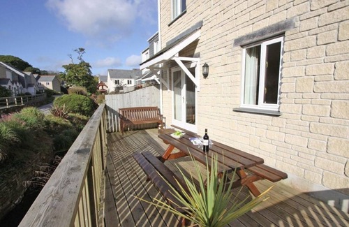Falmouth Cottage | WATERS EDGE, family friendly, with a garden in Falmouth