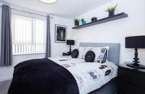 Clayton Apartment | Waters Edge
