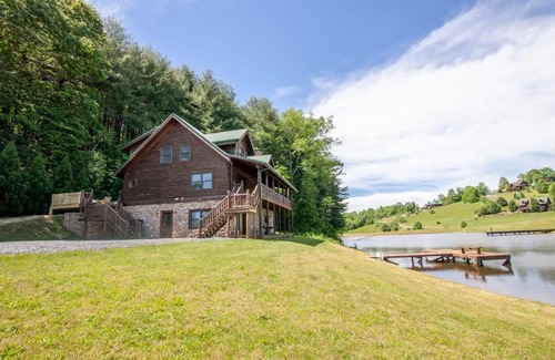 Jefferson House | Waters Edge Retreat