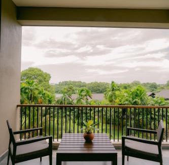Battaramulla Hotel | Waters Edge Hotel